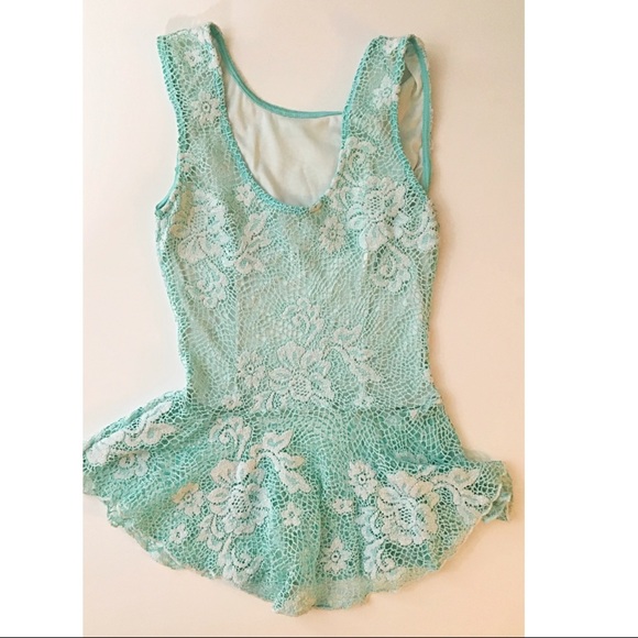 Alt. b Turquoise Lace Fit & Flare low back Blouse size Small - Picture 4 of 5